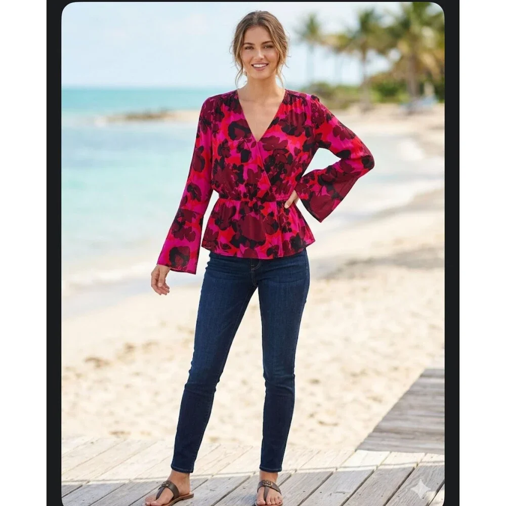Michael Kors Women's Floral Print Blouse Size Small 100% Viscose Top Elegant